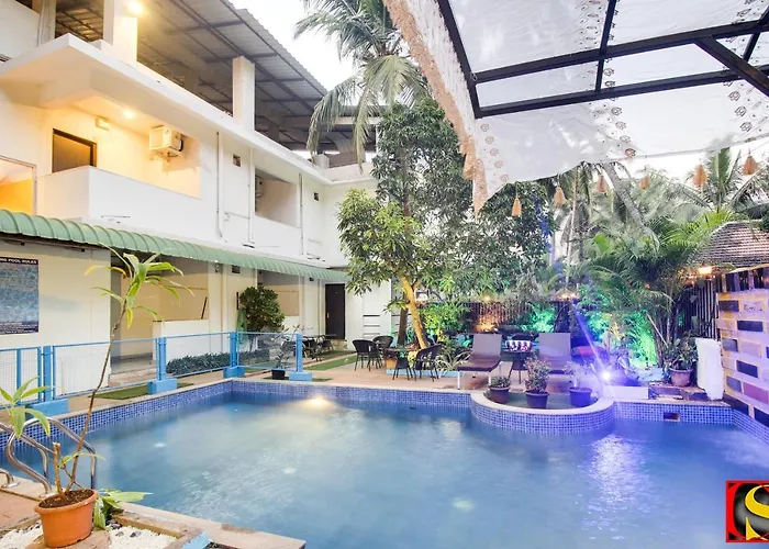Candolim Sands